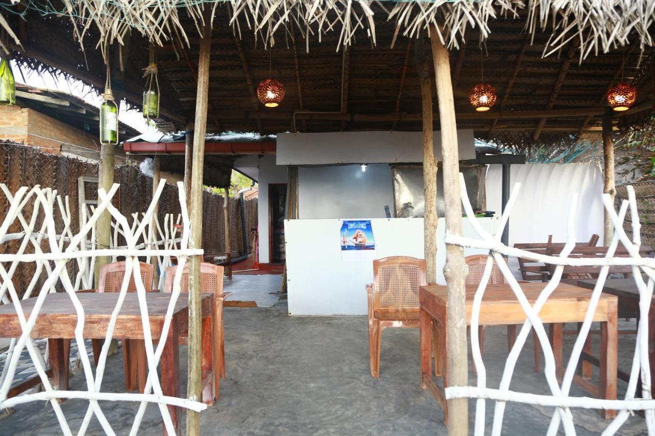 Sea Shine Beach Resort Mirissa Eksteriør billede
